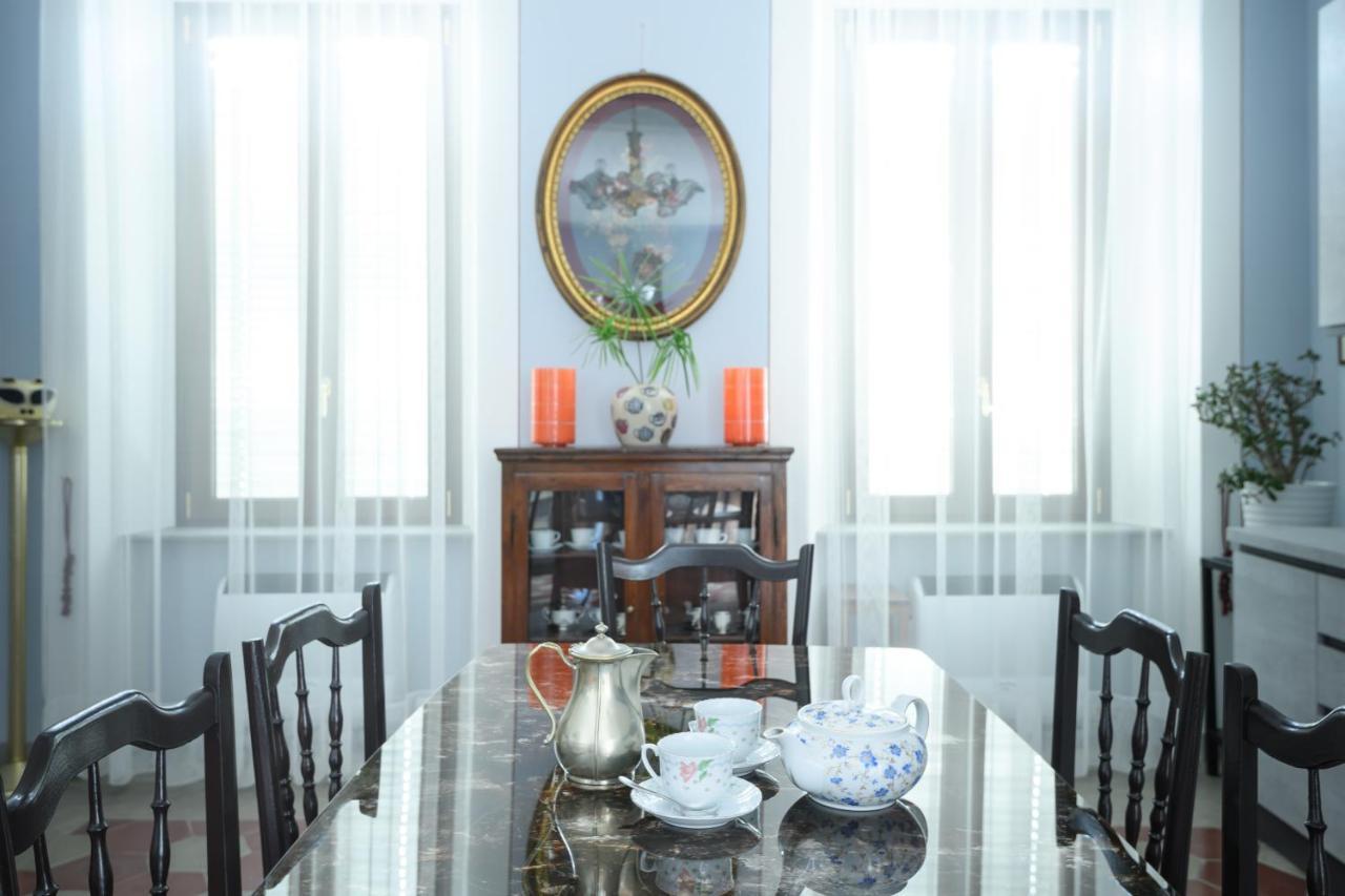 Residenza Di Prestigio In Riva Al Lago Marone Loft エクステリア 写真